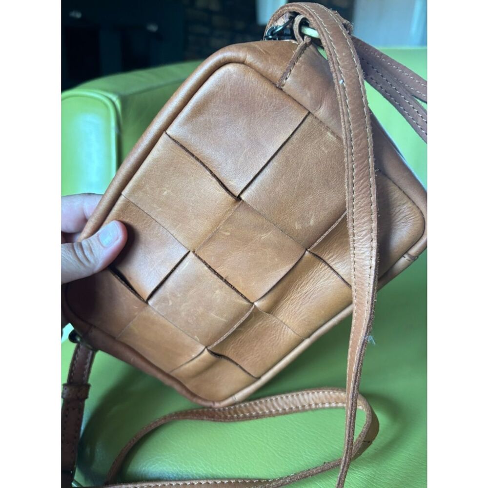 Margot New York Woven Leather Crossbody Bag Tan Brown Lattice Small - Picture 6 of 13